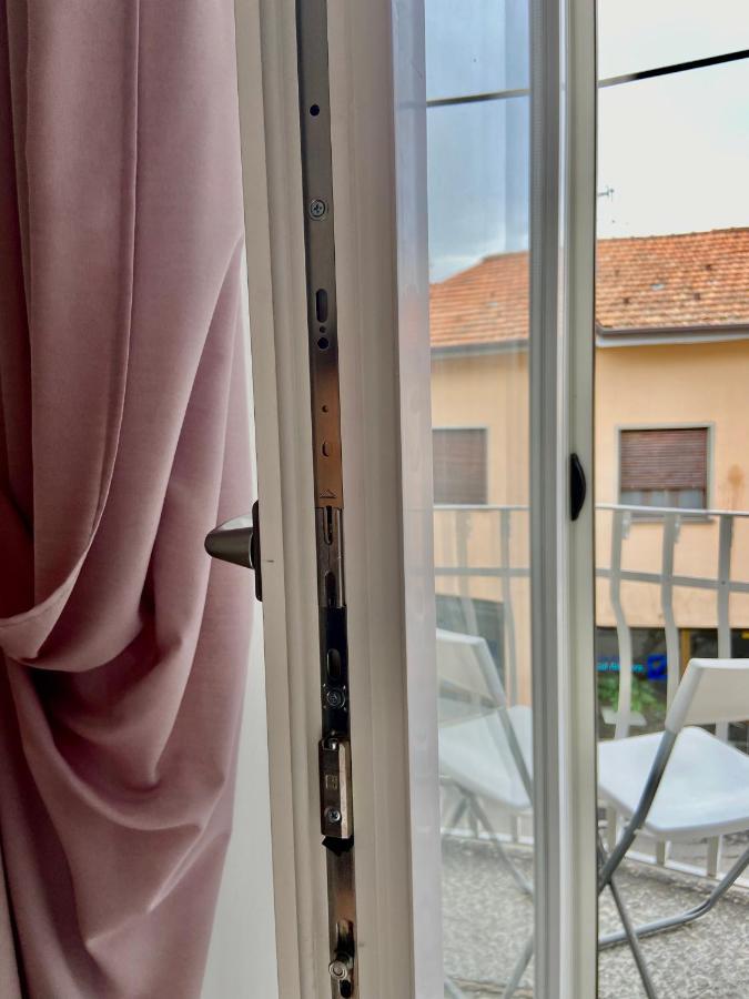 Il Nido Di Tiffany Apartment Massino Visconti Luaran gambar