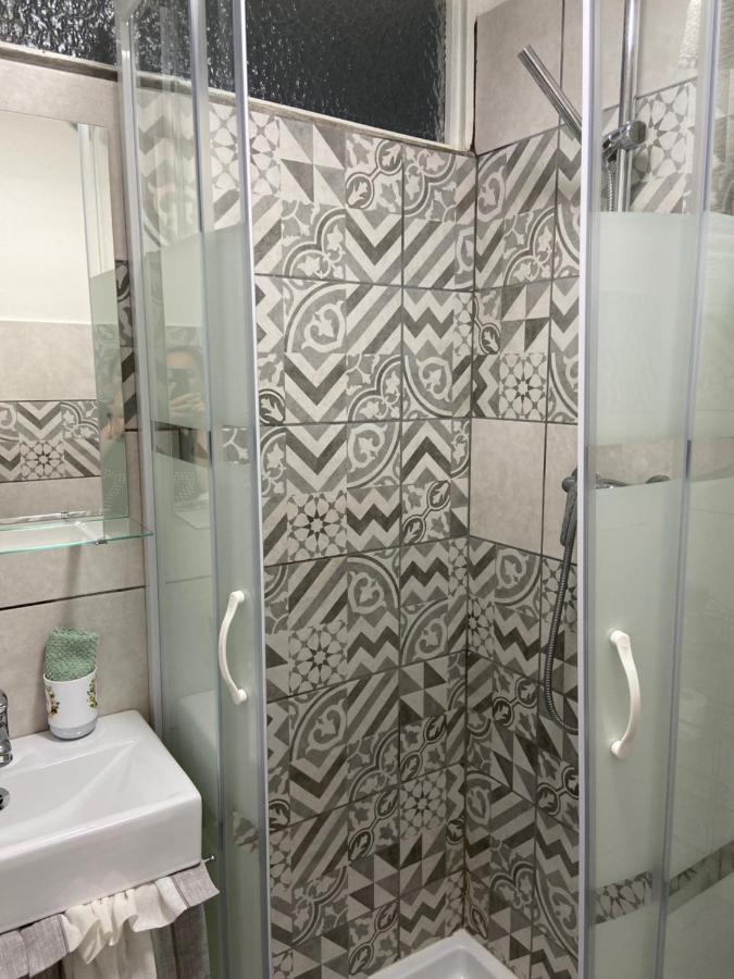 Il Nido Di Tiffany Apartment Massino Visconti Luaran gambar