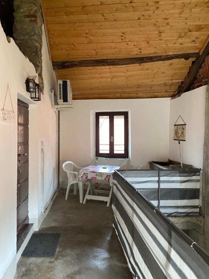 Il Nido Di Tiffany Apartment Massino Visconti Luaran gambar