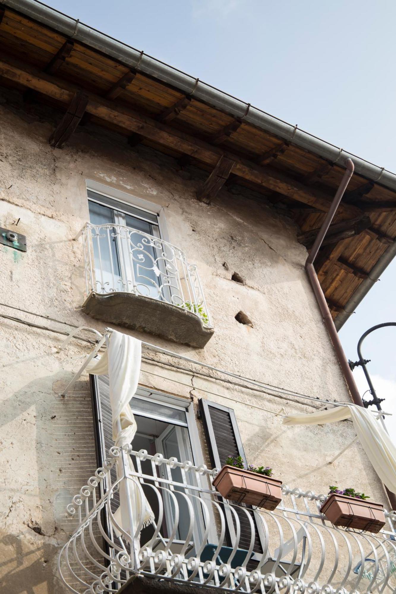 Il Nido Di Tiffany Apartment Massino Visconti Luaran gambar